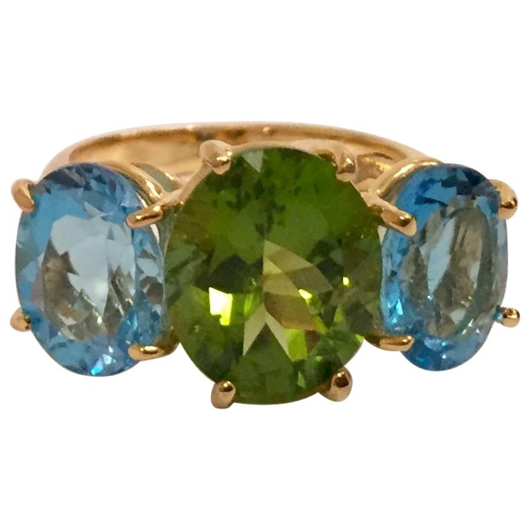 Medium 18 Karat Yellow Gold GUM DROP™  Ring with Peridot and Blue Topaz - Without Diamonds