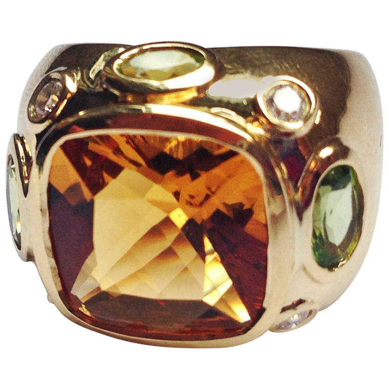Bonheur Ring, Blue Topaz and Pink Topaz and Diamond Yellow Gold Domed Ring